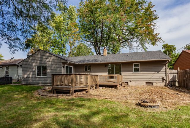 205 SE East Lawn Drive, Ankeny, IA 50021