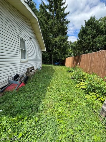 2475 Sand Run, Fairlawn, OH 44333