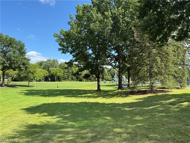 2475 Sand Run, Fairlawn, OH 44333