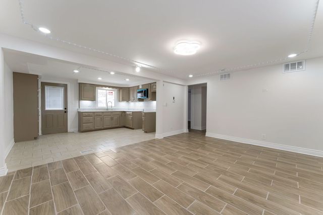 4515 W 88th Street, Hometown, IL 60456