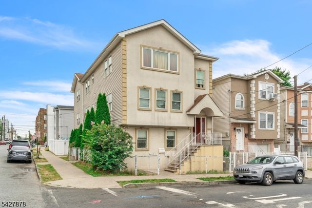 24 12Th Ave, Paterson City, NJ 07501