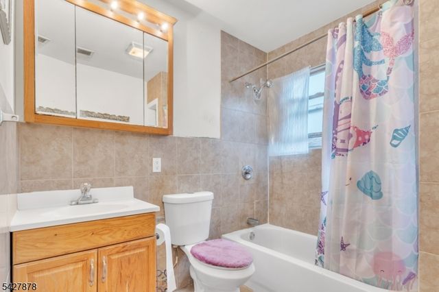 24 12Th Ave, Paterson City, NJ 07501
