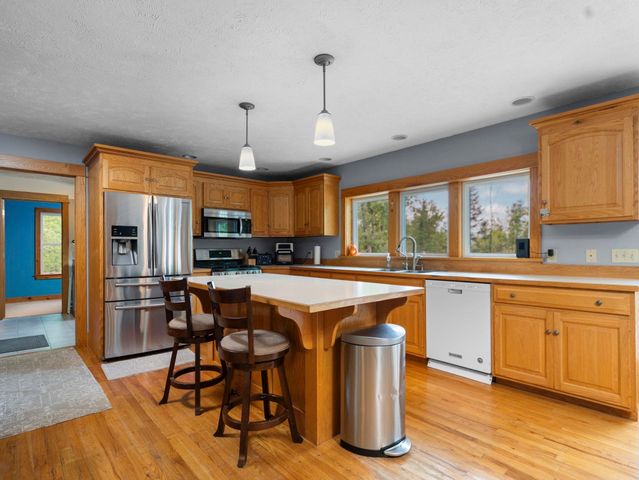 1719 Vanderlip Road, East Bay Twp, MI 49686
