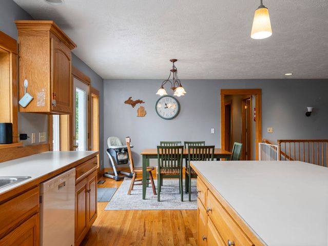 1719 Vanderlip Road, East Bay Twp, MI 49686