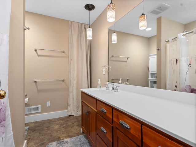 1719 Vanderlip Road, East Bay Twp, MI 49686