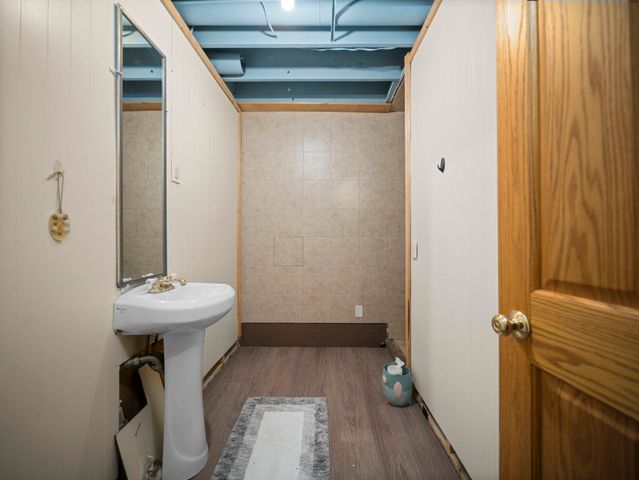 1719 Vanderlip Road, East Bay Twp, MI 49686