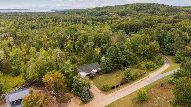 1719 Vanderlip Road, East Bay Twp, MI 49686