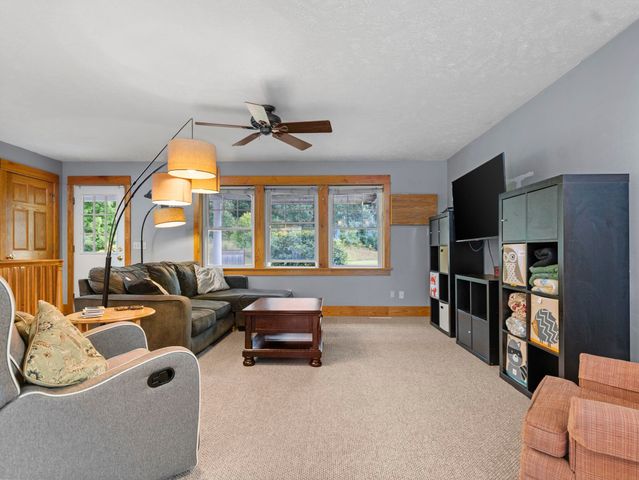 1719 Vanderlip Road, East Bay Twp, MI 49686