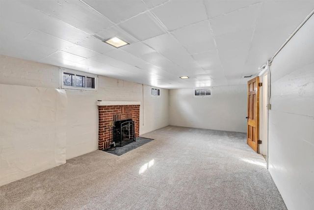 1306 E FOREST AVENUE, Neenah, WI 54956