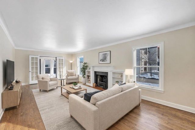 1306 E FOREST AVENUE, Neenah, WI 54956