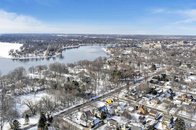 1306 E FOREST AVENUE, Neenah, WI 54956