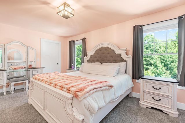 106 Maple Ridge Road, Nottingham, NH 03290