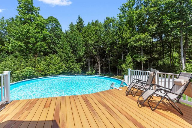 106 Maple Ridge Road, Nottingham, NH 03290