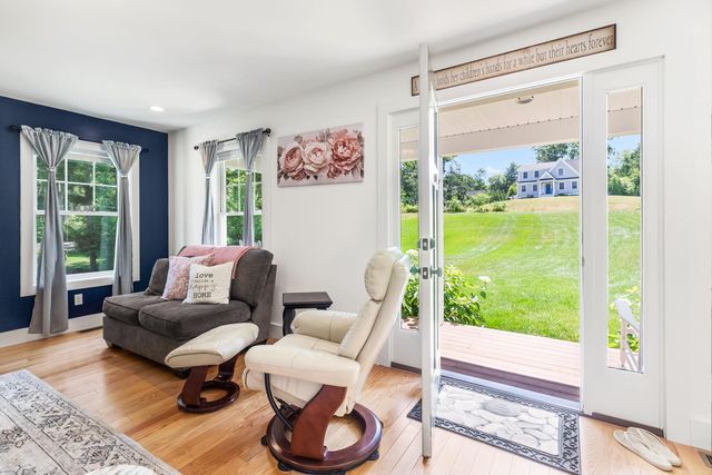 106 Maple Ridge Road, Nottingham, NH 03290