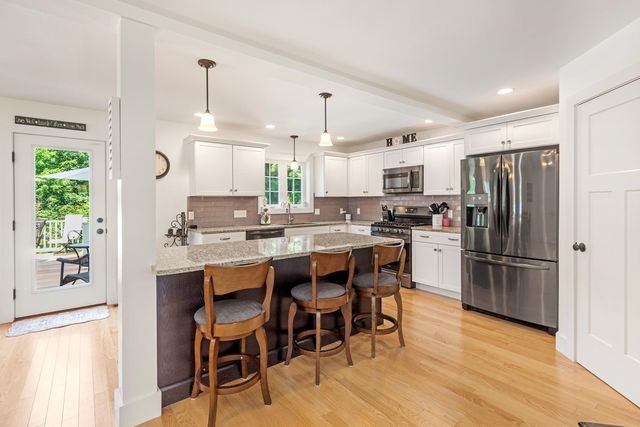 106 Maple Ridge Road, Nottingham, NH 03290