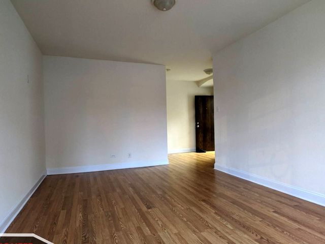 2600 N Kimball Avenue 204, Chicago, IL 60647