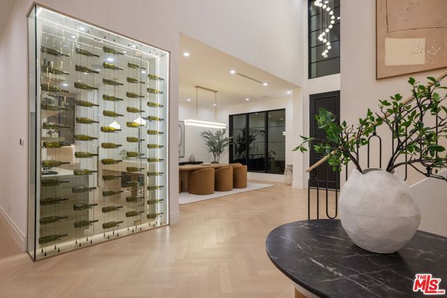 12041 Coyne Street, Los Angeles, CA 90049