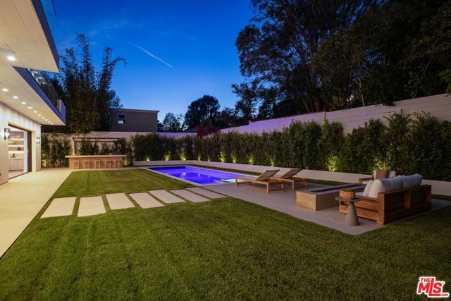 12041 Coyne Street, Los Angeles, CA 90049