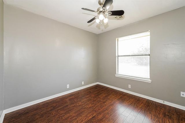 1120 Mars Road, Edmond, OK 73003