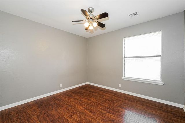 1120 Mars Road, Edmond, OK 73003