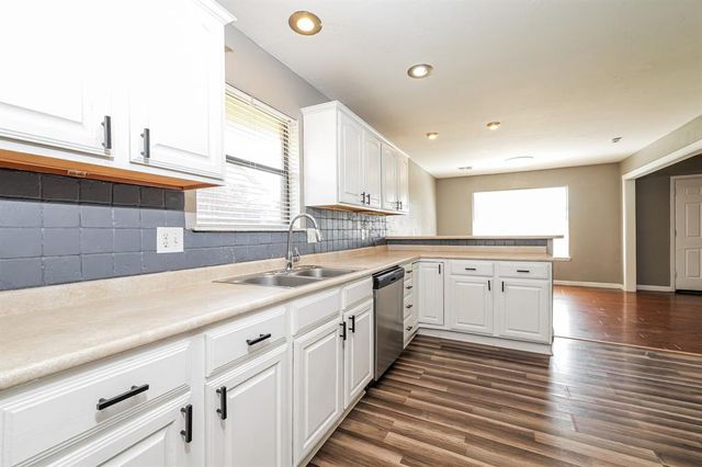 1120 Mars Road, Edmond, OK 73003
