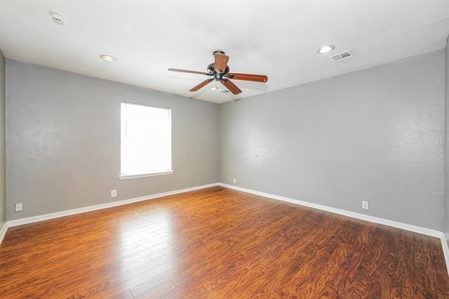 1120 Mars Road, Edmond, OK 73003