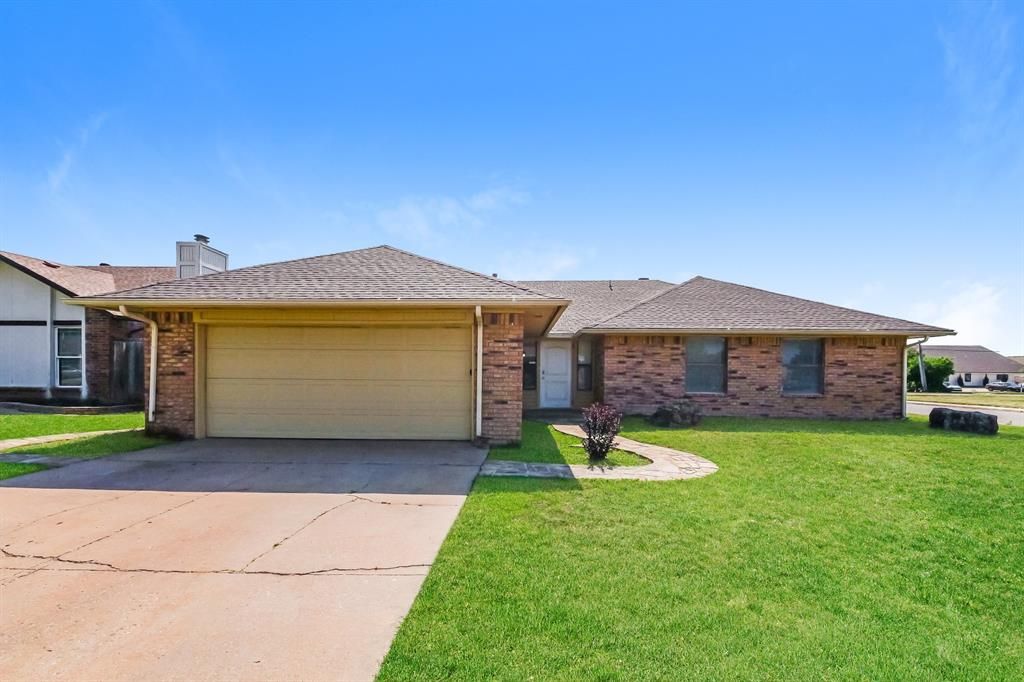 1120 Mars Road, Edmond, OK 73003
