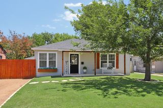 334 W Main St, Kerrville, TX 78028