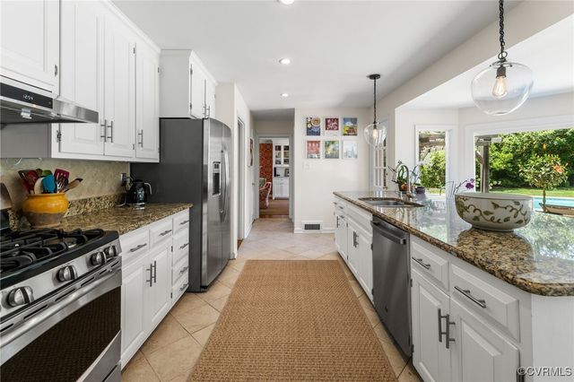 8950 Bellefonte Rd, Henrico, VA 23229