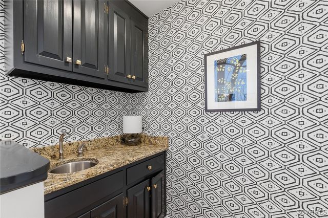 8950 Bellefonte Rd, Henrico, VA 23229