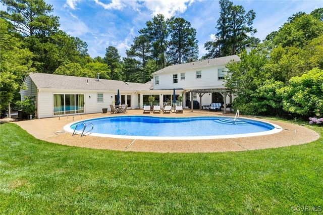 8950 Bellefonte Rd, Henrico, VA 23229