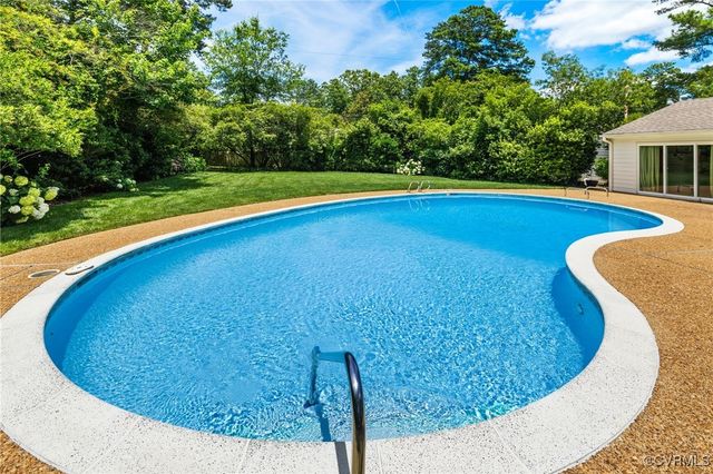 8950 Bellefonte Rd, Henrico, VA 23229