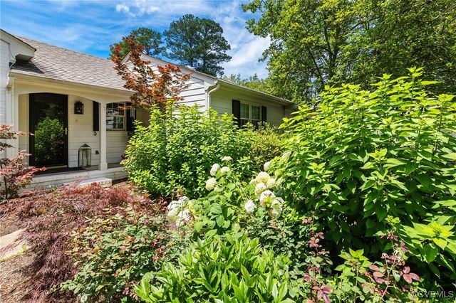 8950 Bellefonte Rd, Henrico, VA 23229