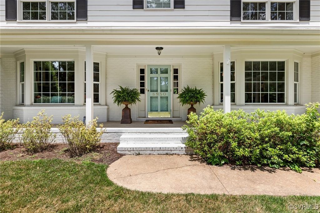 8950 Bellefonte Rd, Henrico, VA 23229