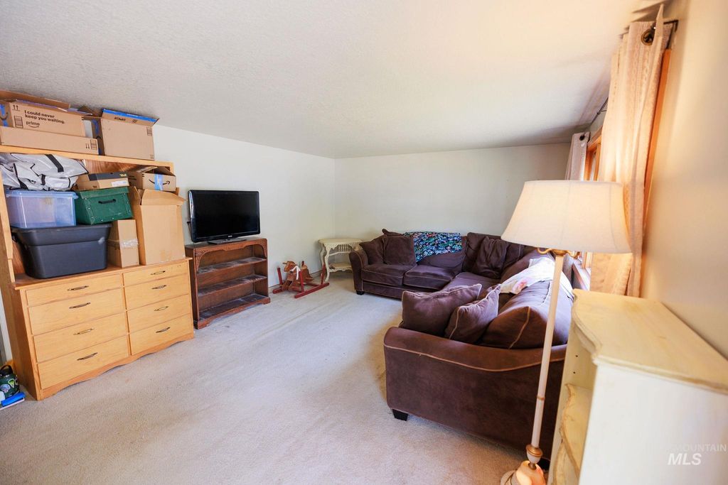 1006 N Morton St, Colfax, WA 99111 photo 3