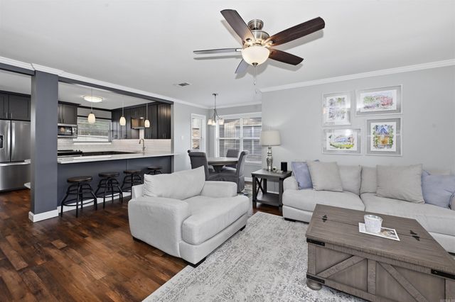 1201 Airport Rd Apt B8, Hot Springs, AR 71913