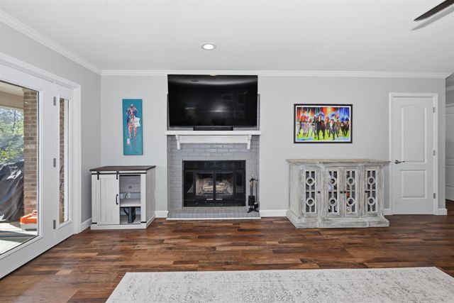 1201 Airport Rd Apt B8, Hot Springs, AR 71913