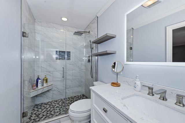 1201 Airport Rd Apt B8, Hot Springs, AR 71913