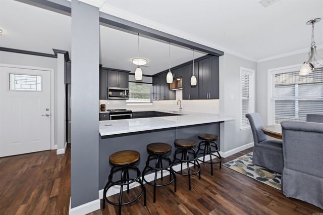 1201 Airport Rd Apt B8, Hot Springs, AR 71913