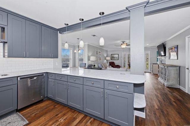 1201 Airport Rd Apt B8, Hot Springs, AR 71913