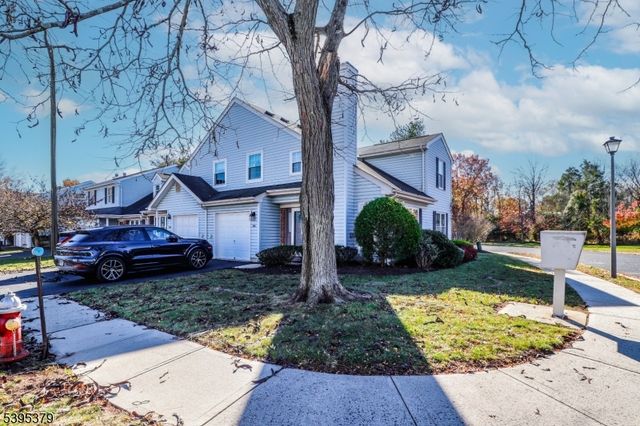 288 Waterlou Ct, Franklin Twp., NJ 08873