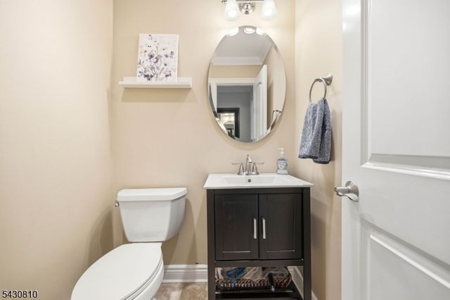 118 Manito Ave, Oakland Boro, NJ 07436