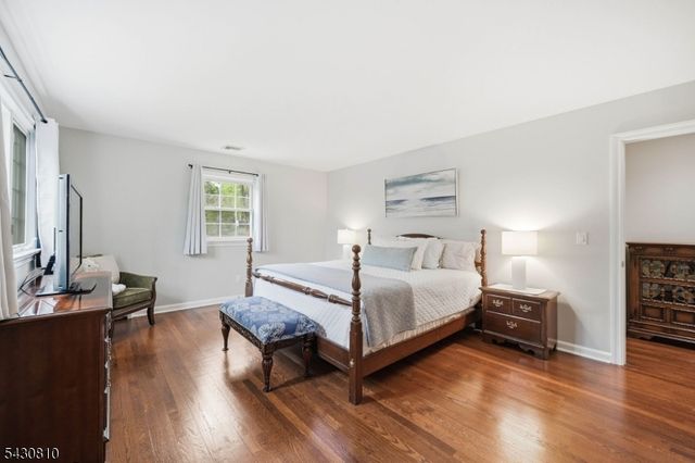 118 Manito Ave, Oakland Boro, NJ 07436