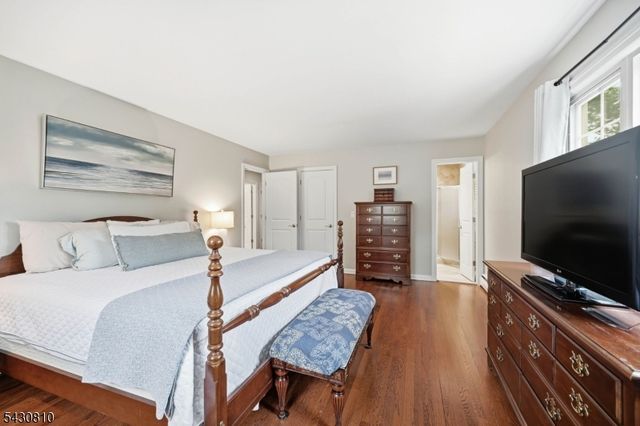 118 Manito Ave, Oakland Boro, NJ 07436