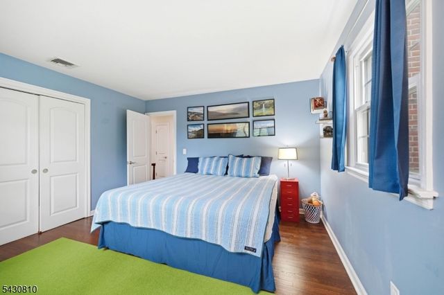 118 Manito Ave, Oakland Boro, NJ 07436