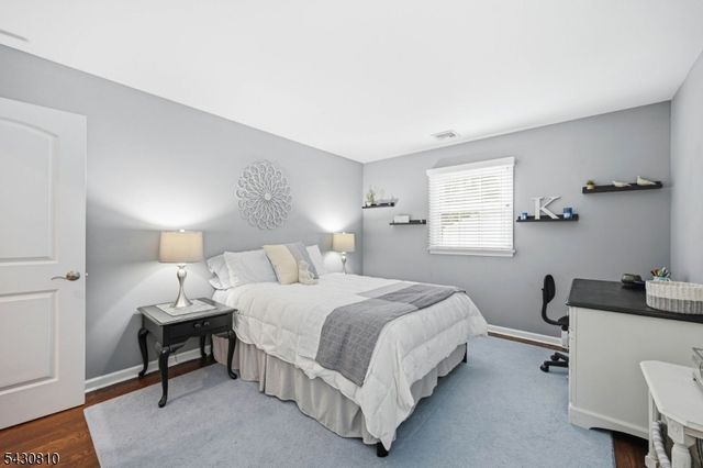 118 Manito Ave, Oakland Boro, NJ 07436