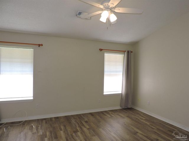 551 Riola Pl, Pensacola, FL 32506