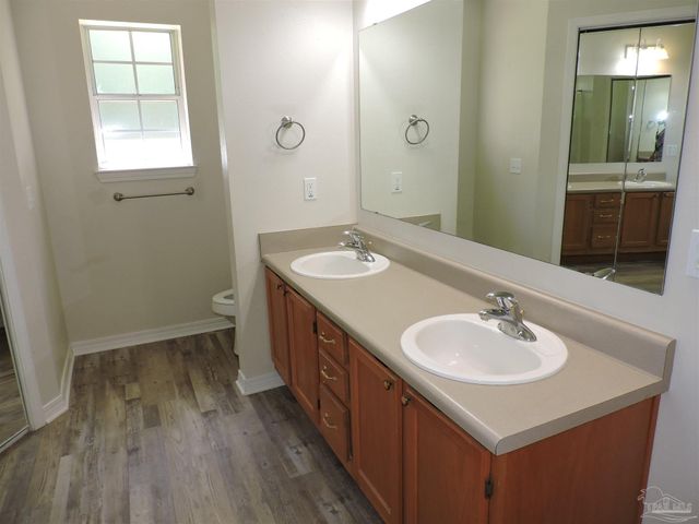 551 Riola Pl, Pensacola, FL 32506