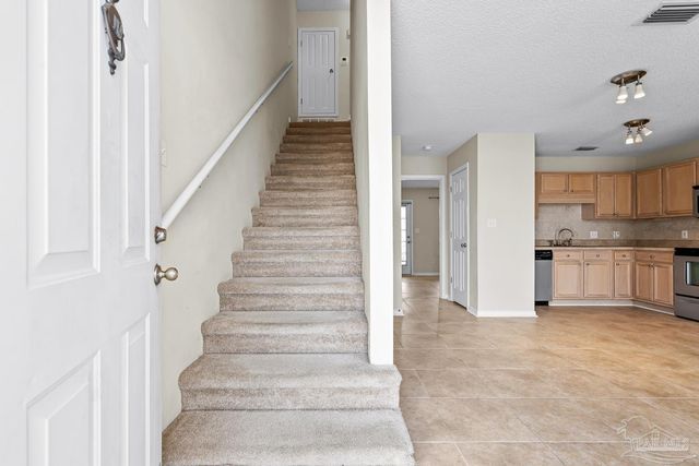 1310 Redwood Ln, Gulf Breeze, FL 32563