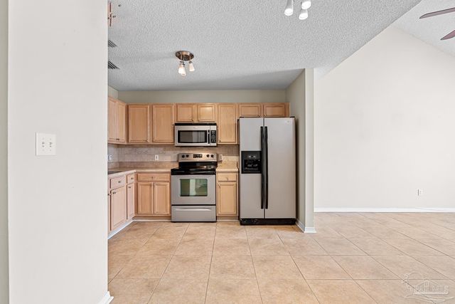 1310 Redwood Ln, Gulf Breeze, FL 32563